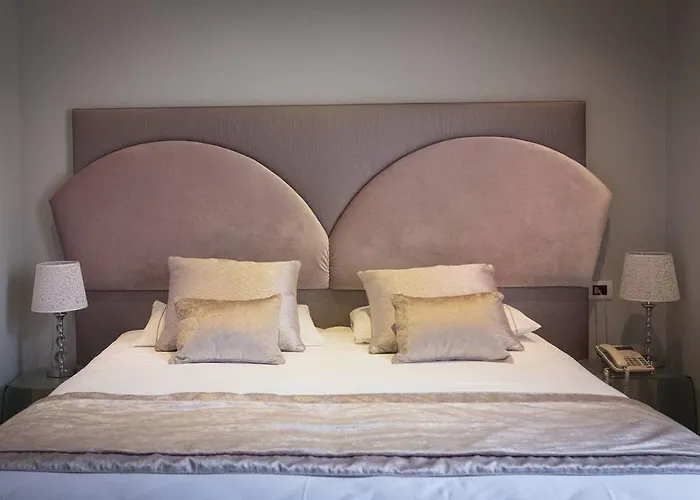 Opera House Guest, Centro Storico Rome